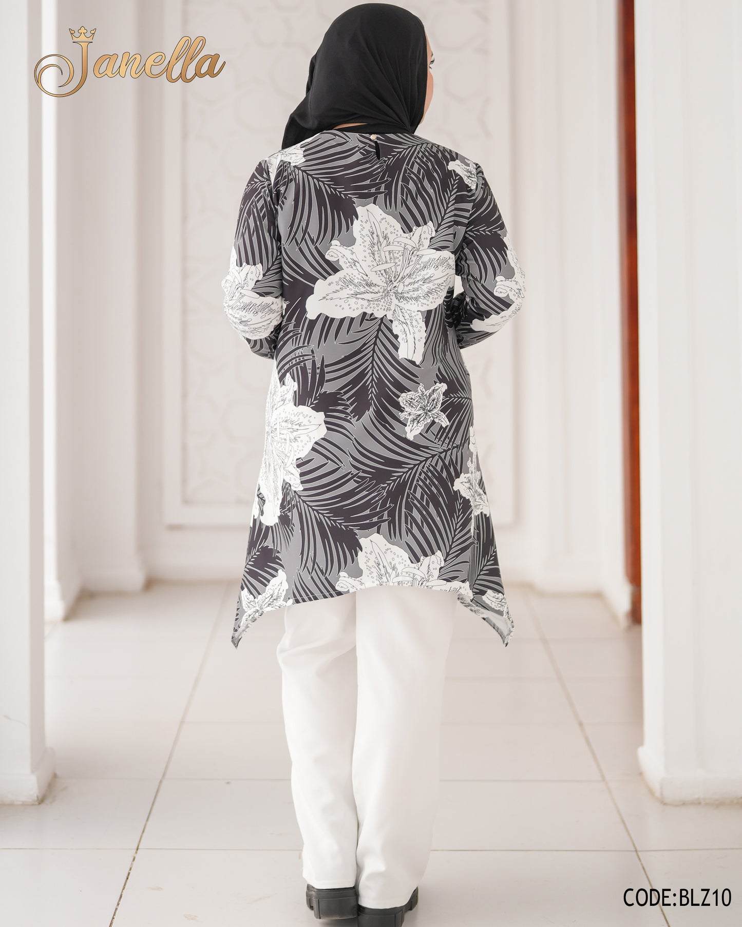 بلوزة روزالين مشجرة