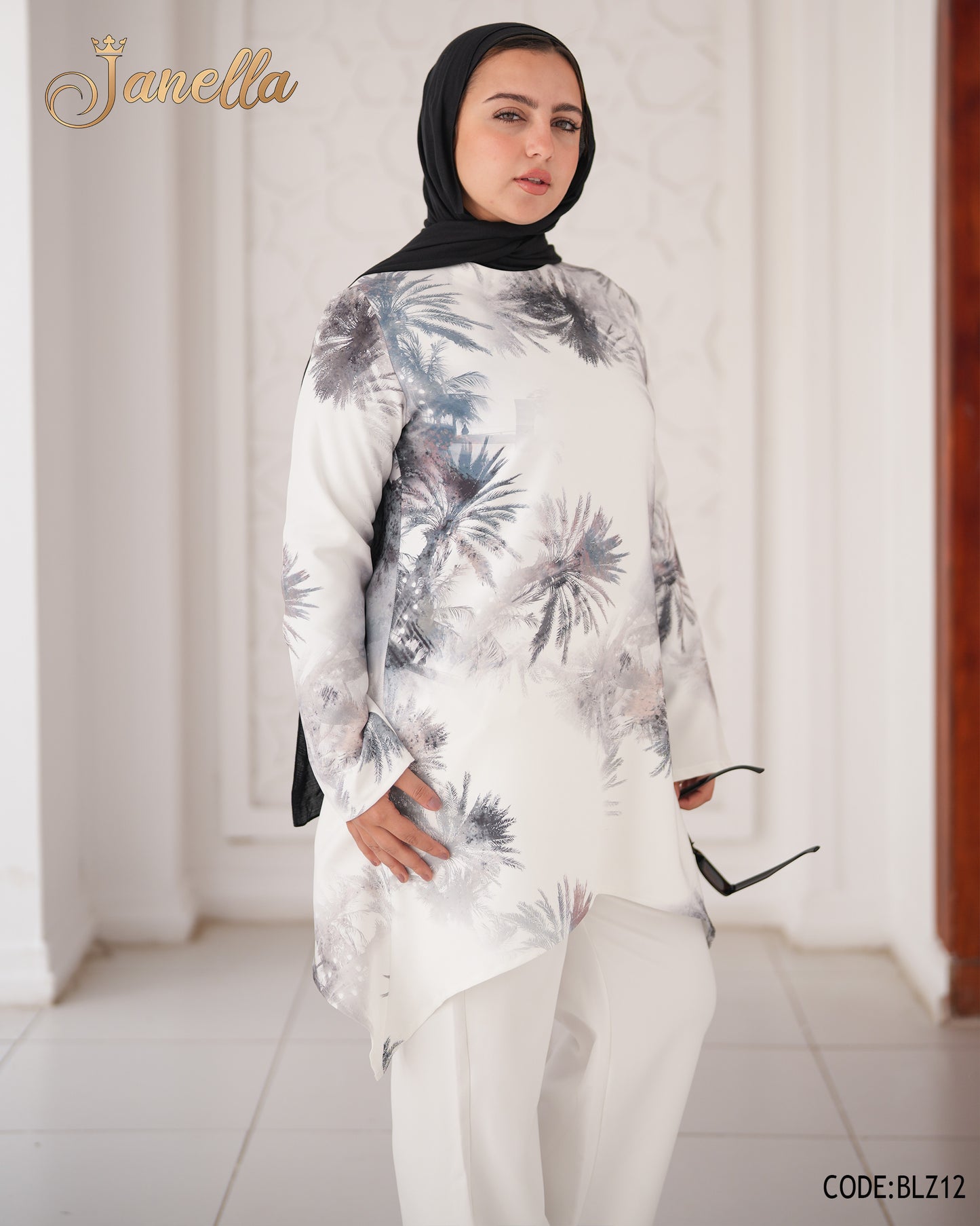 بلوزة روزالين مشجرة