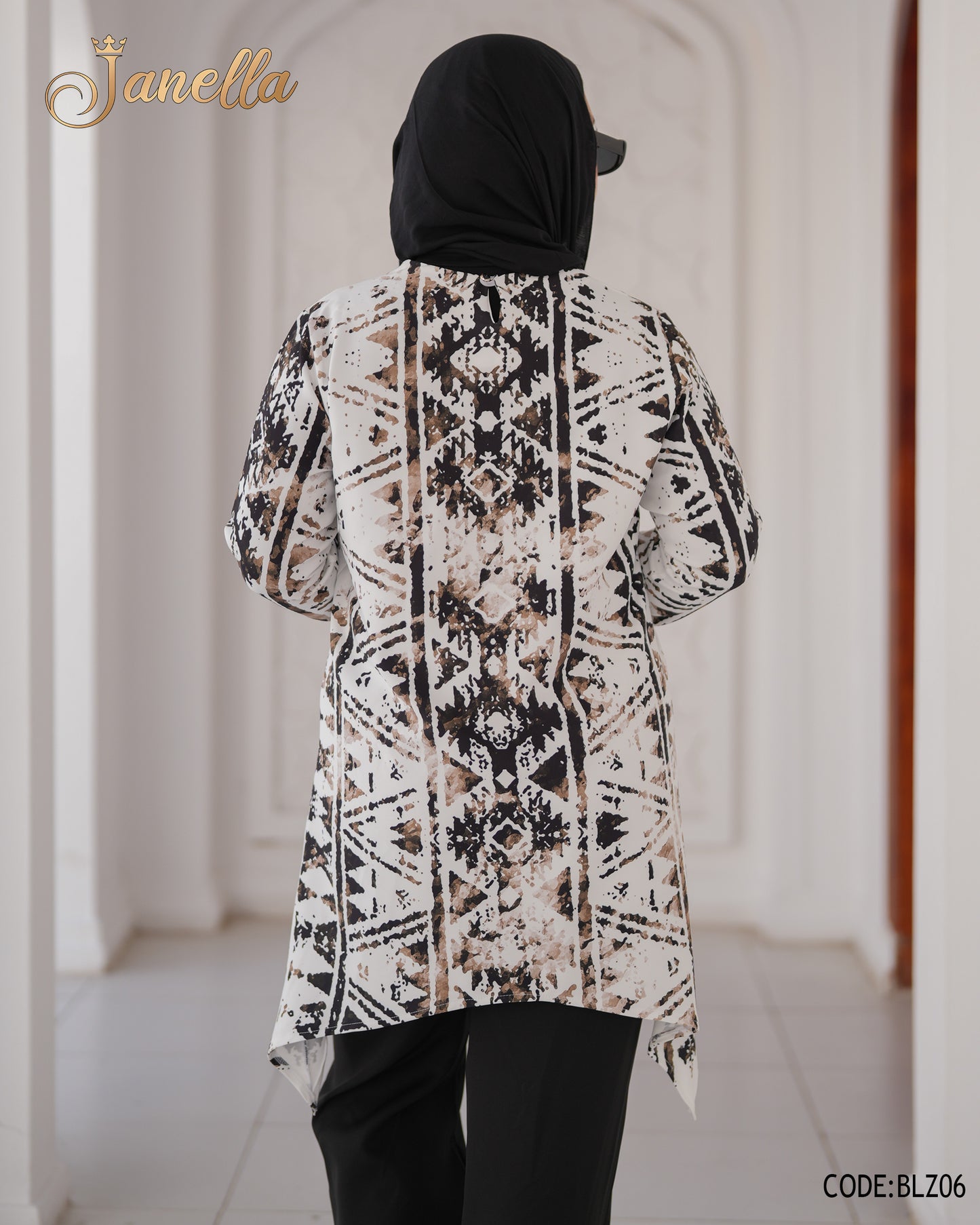 بلوزة روزالين مشجرة