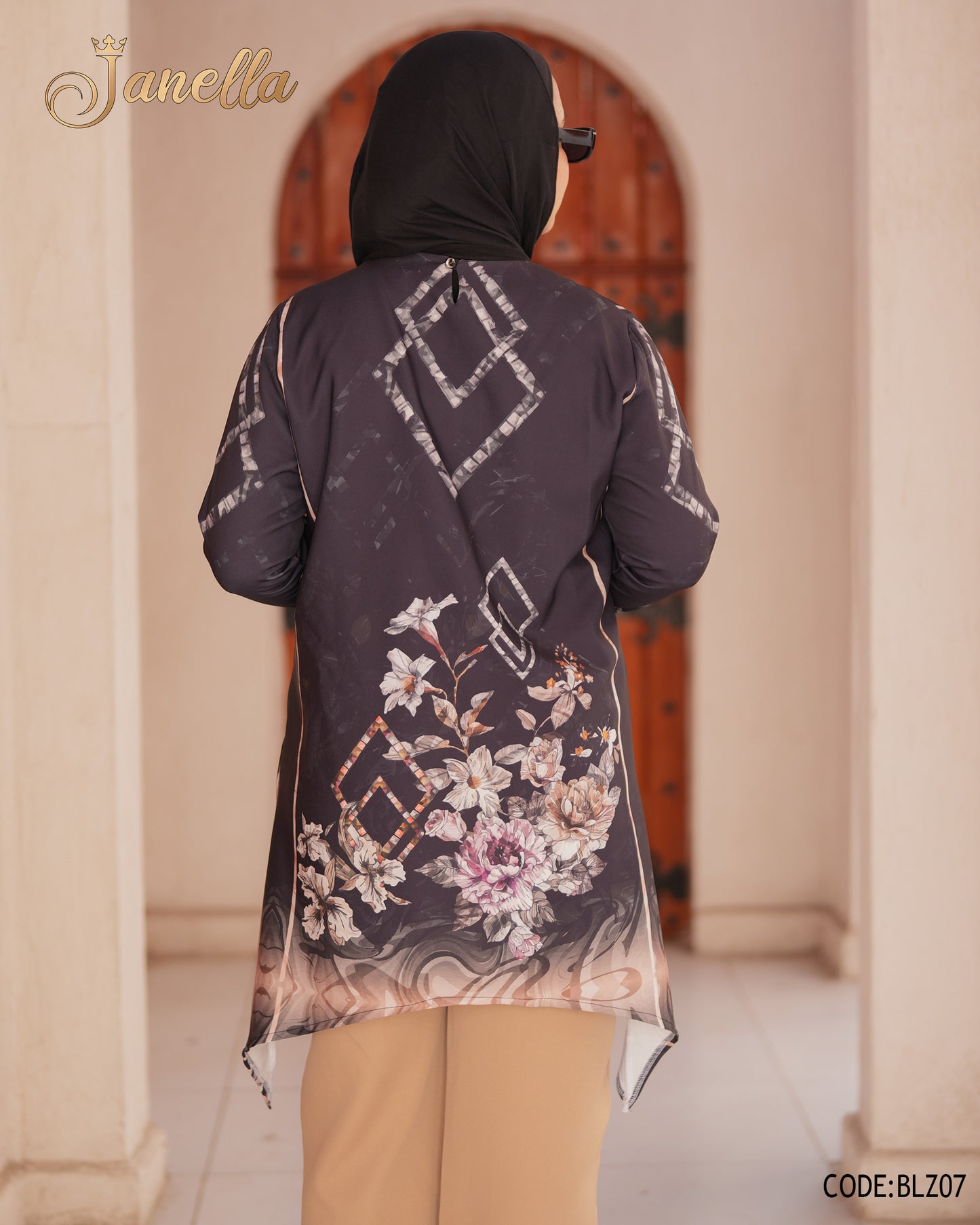 بلوزة روزالين مشجرة