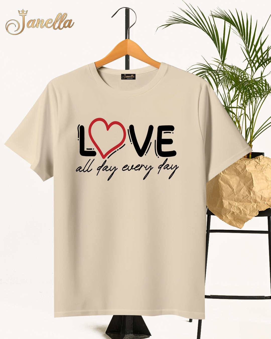 Love - تيشيرت قطن اللوان متعددة