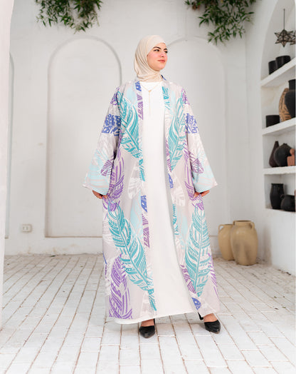 عباية مفتوحة أنيقة بقصّة عصرية