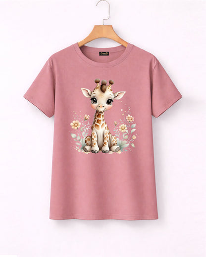 Cute Giraffe - تيشيرت قطن نص كم