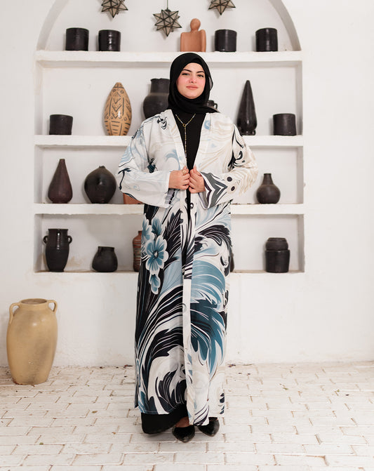 عباية مفتوحة أنيقة بقصّة عصرية